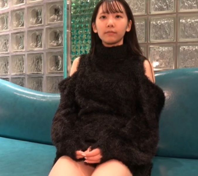 普段は控えめなのにエッチになると腰使いがヤバい！騎乗位が得意な年下彼女とハメまくって精子空っぽ！ 星乃莉子